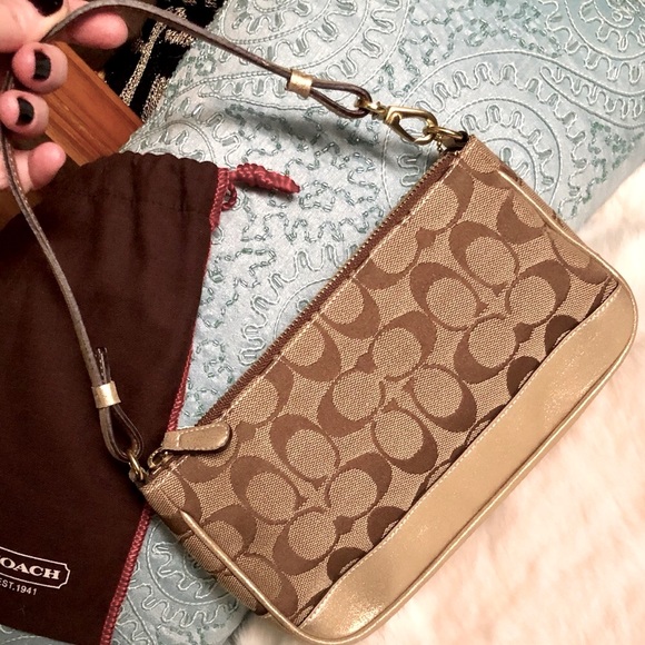 NWOT Y2K Coach Small shoulder bag Handbag/Wristlet Gold - Picture 2 of 15